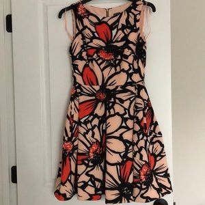 Taylor floral dress. Fit and flare, pockets-size 4